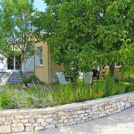 Charming With Private Garden, Revest-du-Bion